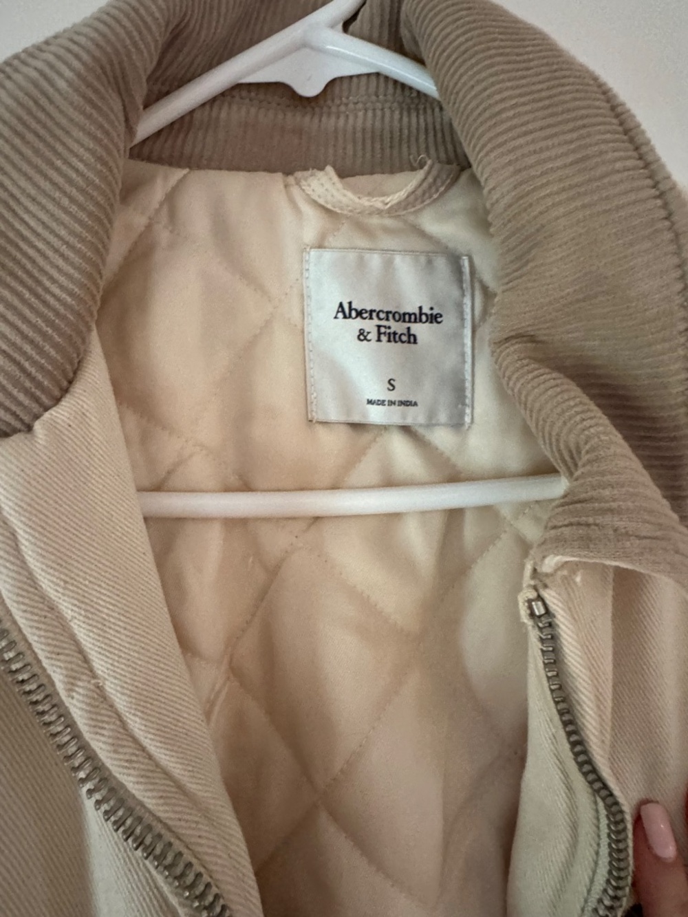 Abercrombie & Fitch Cropped Workwear Jacket - Picture 2 of 6